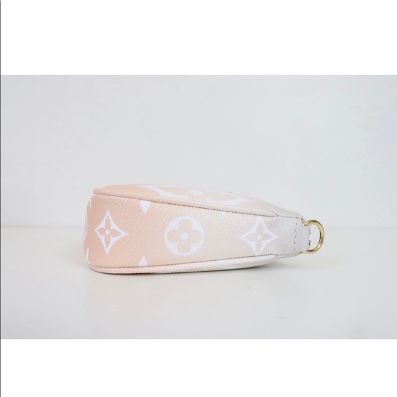 Louis Vuitton Multi Pochette Bag By the Pool Brume - Picture 7 of 12